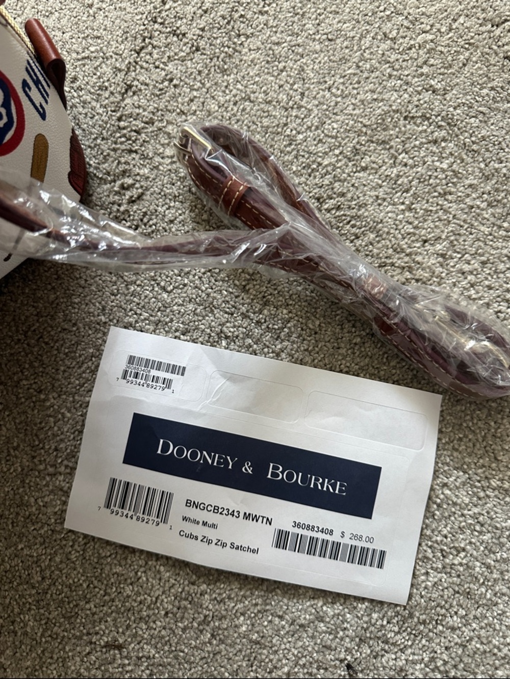 Dooney & Bourke Chicago Cubs purse - Picture 4 of 5